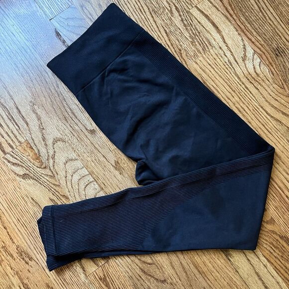 Z SUPPLY Walk It Out Seamless Legging Black M/L High Rise Ribbed Edge Nylon - Picture 7 of 8